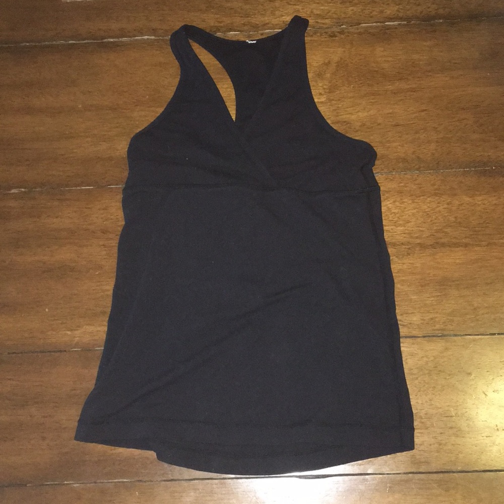 Lululemon cross front racer back tank.